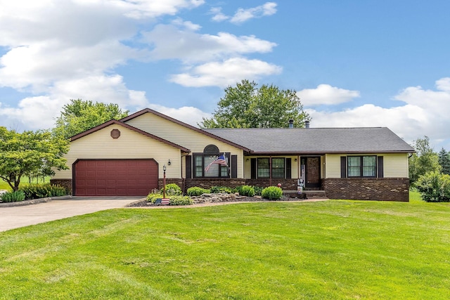 6651 Lancaster Rd, Hebron, OH 43025 - ranch-style house featuring brick siding, an attached garage, driveway, and a front yard