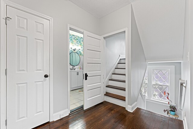 403 Morrison Ave, Columbus, OH 43205 - photo 27