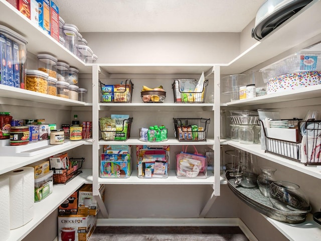 5247 Heathmoor St, Columbus, OH 43235 - view of pantry