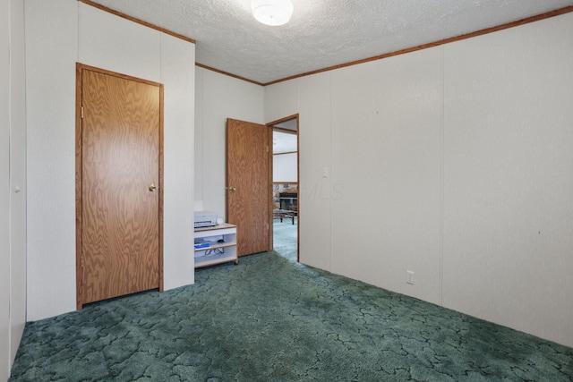 11791 Coontz Rd, Orient, OH 43146 - unfurnished bedroom with carpet flooring, crown molding, and a textured ceiling