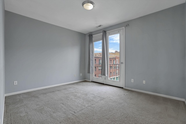 336 S 3rd St Unit 3, Columbus, OH 43215 - empty room featuring carpet and baseboards