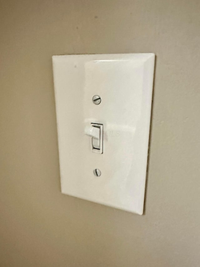 3251 Foxpoint Dr, Hilliard, OH 43026 - detailed view