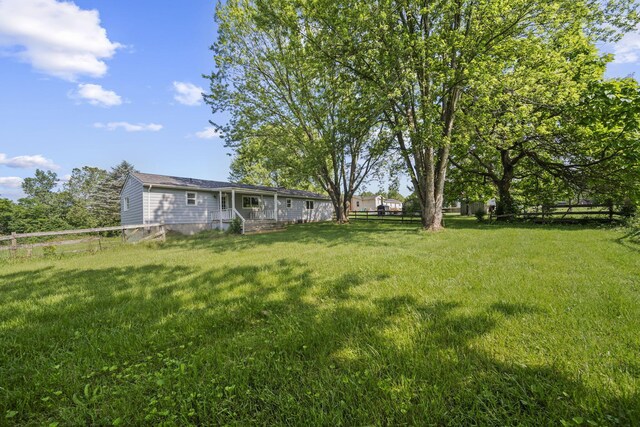 8149 Outville Rd SW, Pataskala, OH 43062 - view of yard