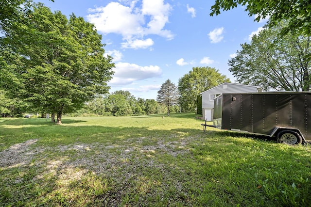 8149 Outville Rd SW, Pataskala, OH 43062 - view of grassy yard