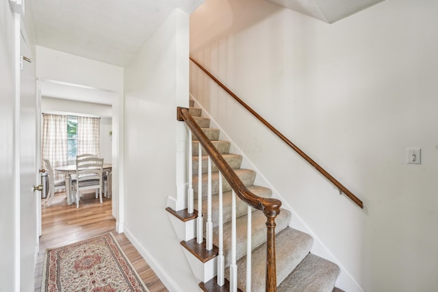 2653 Teak Ct, Columbus, OH 43231 - photo 2