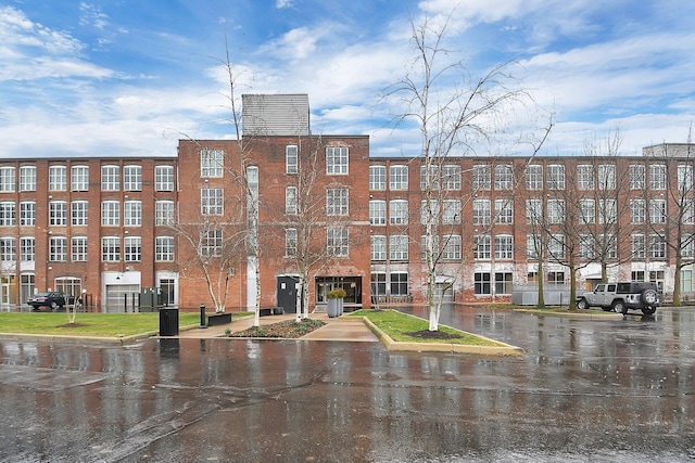 448 W Nationwide Blvd Unit 404, Columbus, OH 43215 - view of apartment building / complex