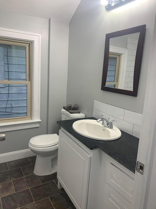 436 S Wayne Ave, Columbus, OH 43204 - bathroom featuring vanity and stone tile flooring
