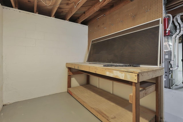 3505 Dresden St, Columbus, OH 43224 - unfinished basement with concrete block wall