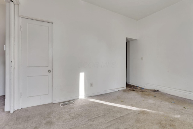 749-751 E Main St Unit 749, Columbus, OH 43205 - empty room featuring carpet flooring