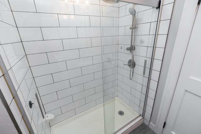 678 S Cassingham Rd, Columbus, OH 43209 - bathroom featuring a stall shower