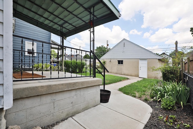274 E Jenkins Ave, Columbus, OH 43207 - view of patio