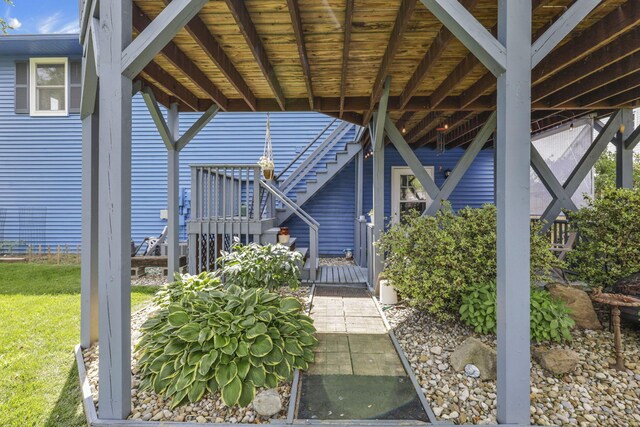 1588 Constitution Dr, Newark, OH 43055 - doorway to property