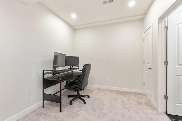 6452 Rockhold Dr, Westerville, OH 43081 - carpeted office featuring recessed lighting
