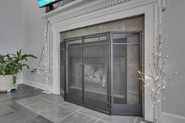 173 Zackary Dr, Granville, OH 43023 - detailed view of baseboards