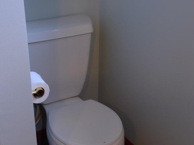 1110 Burr Oak Blvd, Nelsonville, OH 45764 - bathroom with toilet