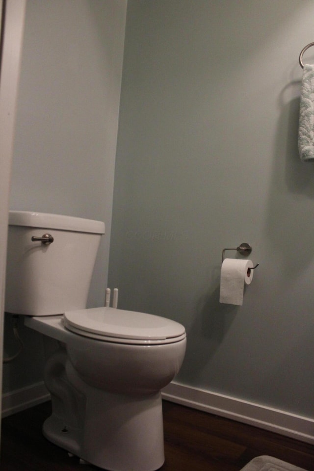 1261 Elm Park Pl, Galloway, OH 43119 - bathroom with toilet and wood finished floors