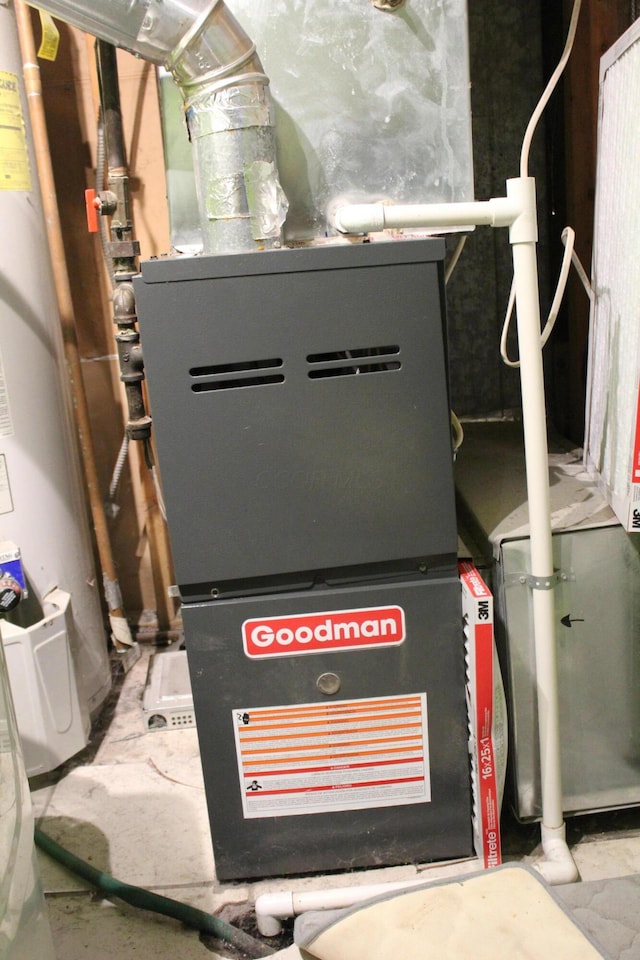1261 Elm Park Pl, Galloway, OH 43119 - utility room featuring heating unit