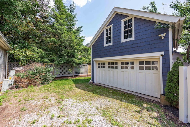 1066 City Park Ave, Columbus, OH 43206 - view of garage