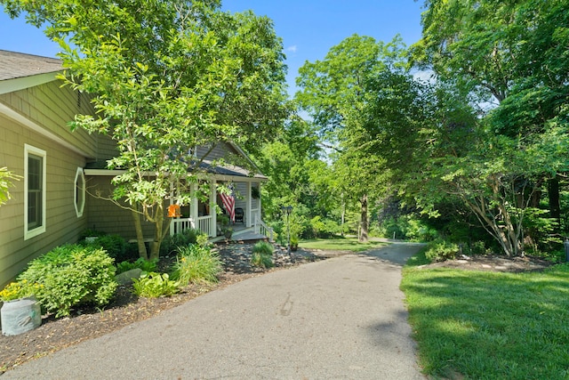 170 Joy Ln, Granville, OH 43023 - view of home's exterior featuring covered porch