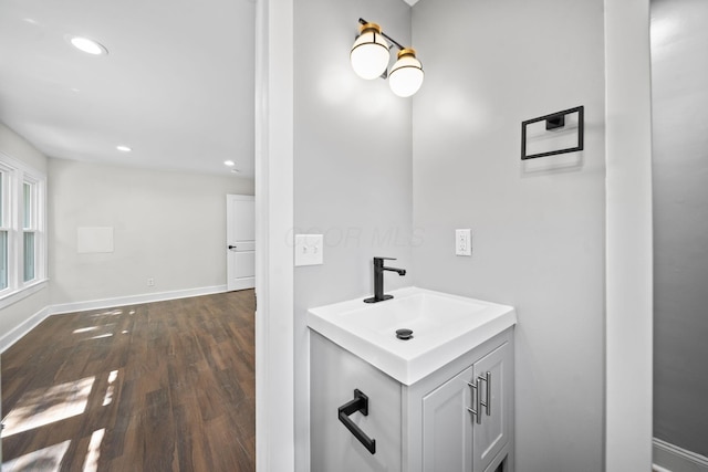 984 N Nelson Rd, Columbus, OH 43219 - photo 22