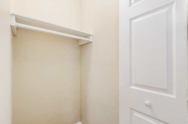 5309 Sundale Pl S, Columbus, OH 43232 - view of closet