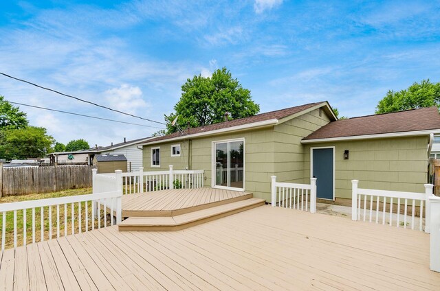 5309 Sundale Pl S, Columbus, OH 43232 - view of wooden terrace