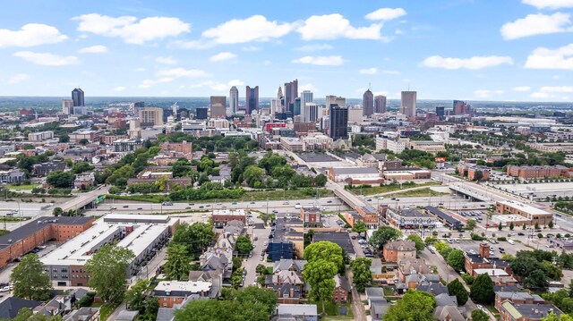 726 Franklin Ave, Columbus, OH 43205 - drone / aerial view of city skyline
