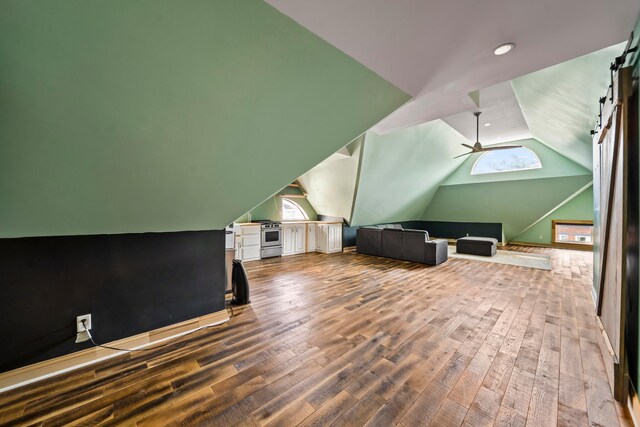 726 Franklin Ave, Columbus, OH 43205 - bonus room with lofted ceiling, wood finished floors, and a barn door