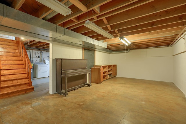 3180 Sitterley Rd NW, Canal Winchester, OH 43110 - unfinished below grade area featuring washer / clothes dryer and stairway