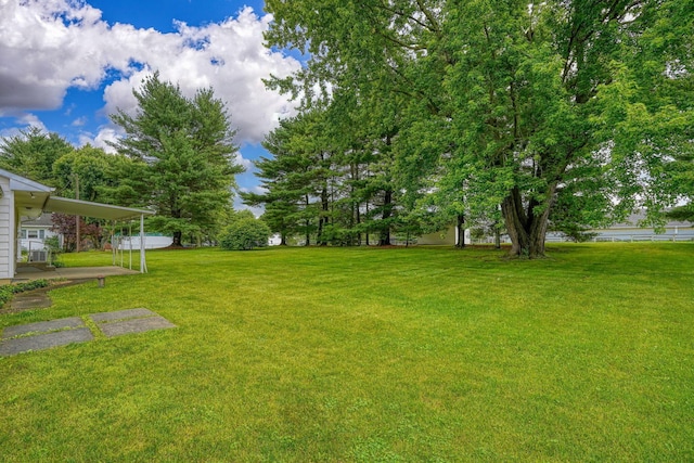 3180 Sitterley Rd NW, Canal Winchester, OH 43110 - view of green lawn