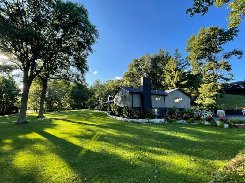 1300 Dannie Dr, Logan, OH 43138 - view of green lawn