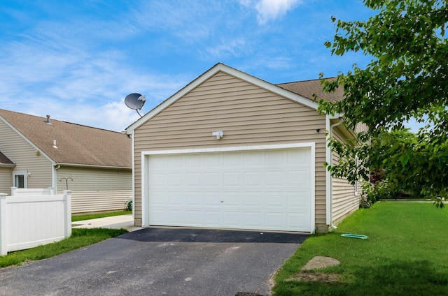 5595 Marshfield Dr, Westerville, OH 43081 - garage with asphalt driveway