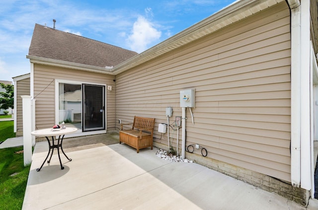 5595 Marshfield Dr, Westerville, OH 43081 - view of patio / terrace