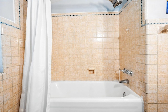 208 S Stanwood Rd, Bexley, OH 43209 - bathroom with shower / tub combo