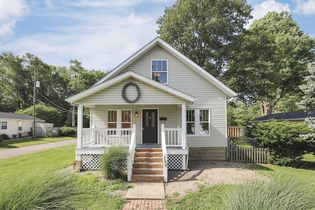 156 E Postal Ave, Newark, OH 43055 - bungalow-style home featuring a porch