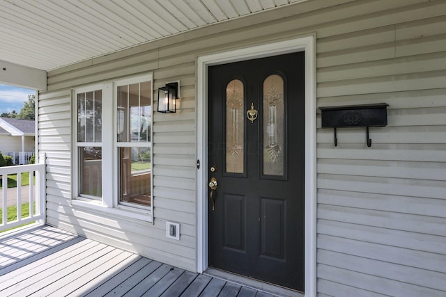 156 E Postal Ave, Newark, OH 43055 - entrance to property featuring covered porch