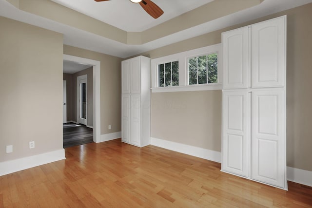 156 E Postal Ave, Newark, OH 43055 - unfurnished bedroom featuring light wood-style floors and a ceiling fan