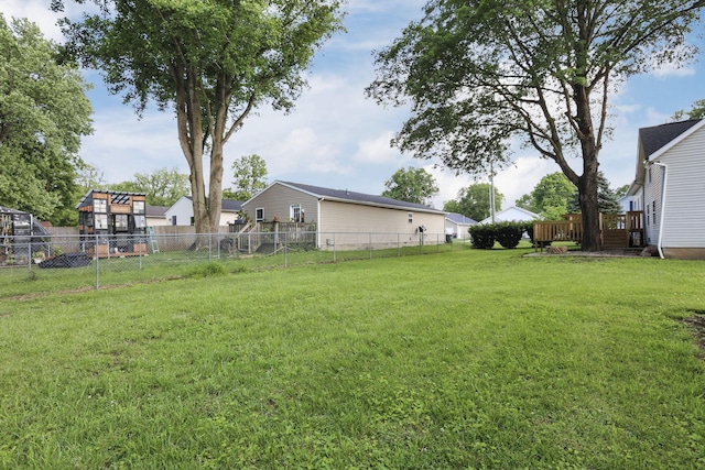 156 E Postal Ave, Newark, OH 43055 - view of yard