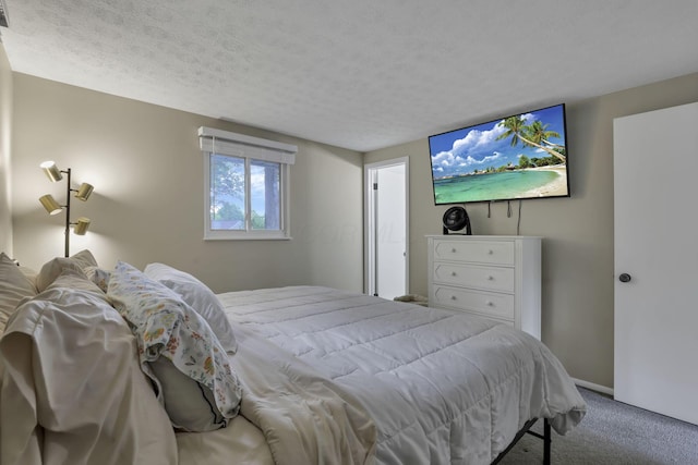 5252 Roche Pl, Columbus, OH 43229 - carpeted bedroom featuring a textured ceiling