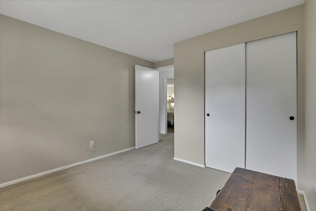 5252 Roche Pl, Columbus, OH 43229 - unfurnished bedroom featuring carpet flooring and a closet