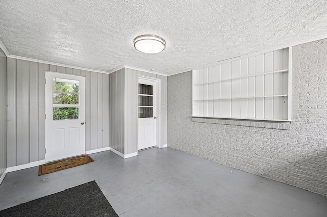2361 Middlesex Rd, Upper Arlington, OH 43220 - doorway to property with a patio area