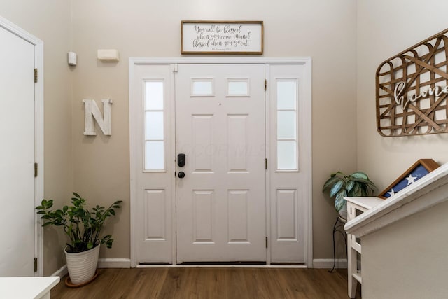 4867 Fosterson Dr, Lockbourne, OH 43137 - foyer entrance featuring wood finished floors and healthy amount of natural light