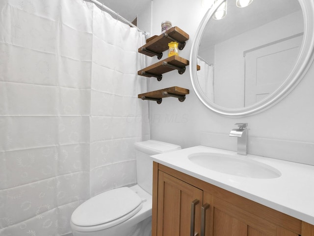 800 Spring Rd S, Westerville, OH 43081 - bathroom with vanity and a shower with shower curtain