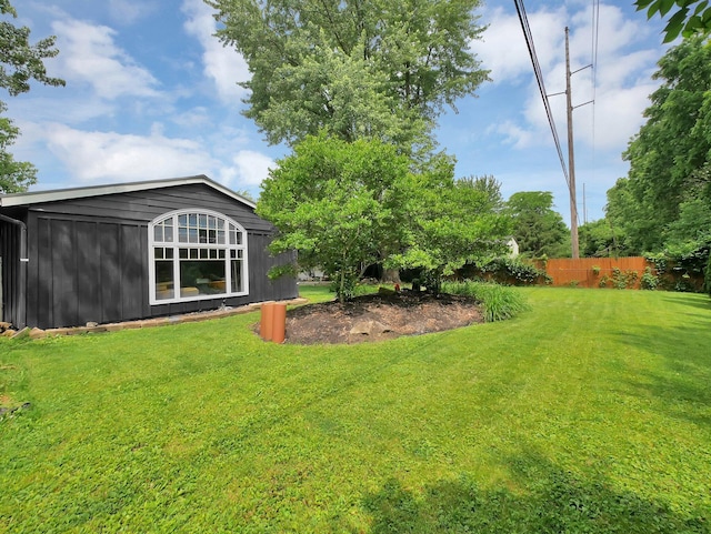 800 Spring Rd S, Westerville, OH 43081 - view of yard