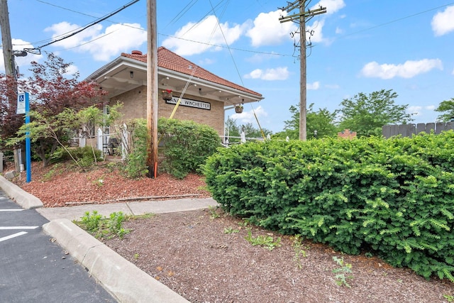 94 W Waterloo St, Canal Winchester, OH 43110 - view of property exterior featuring brick siding