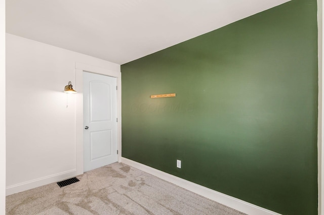 786 Ann St, Columbus, OH 43206 - empty room featuring baseboards and carpet flooring