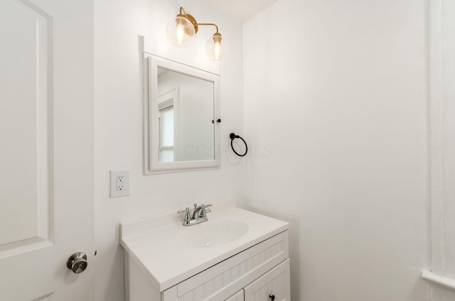 786 Ann St, Columbus, OH 43206 - bathroom with vanity