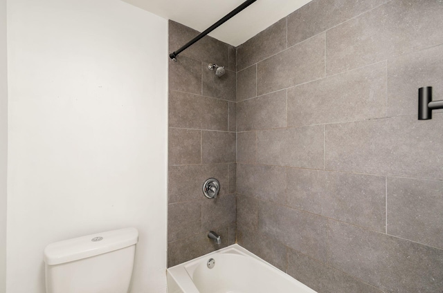 786 Ann St, Columbus, OH 43206 - full bathroom with toilet and bathing tub / shower combination