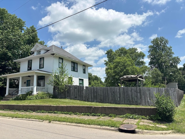 86 Curtis Ave, Newark, OH 43055 - view of side of property with covered porch and a ceiling fan