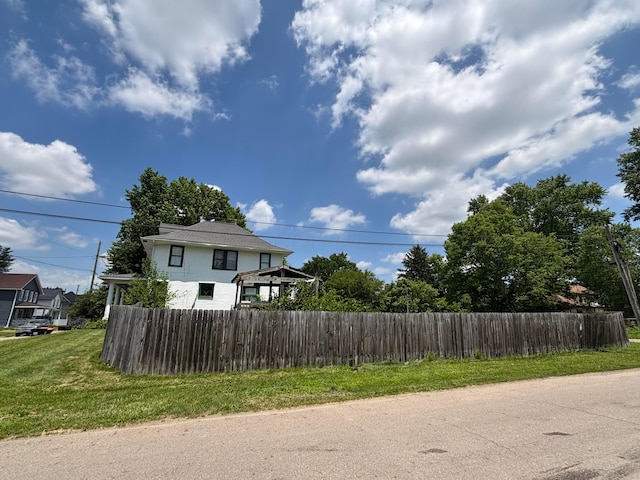 86 Curtis Ave, Newark, OH 43055 - view of asphalt road